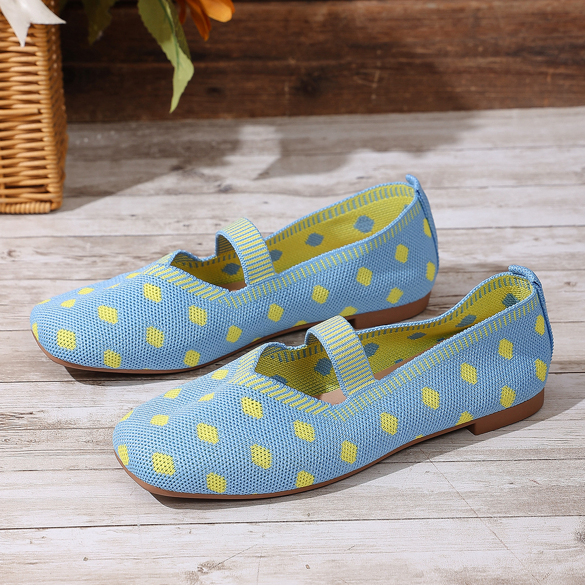 Women’s Polka Dot Mary Jane Flat Shoes
