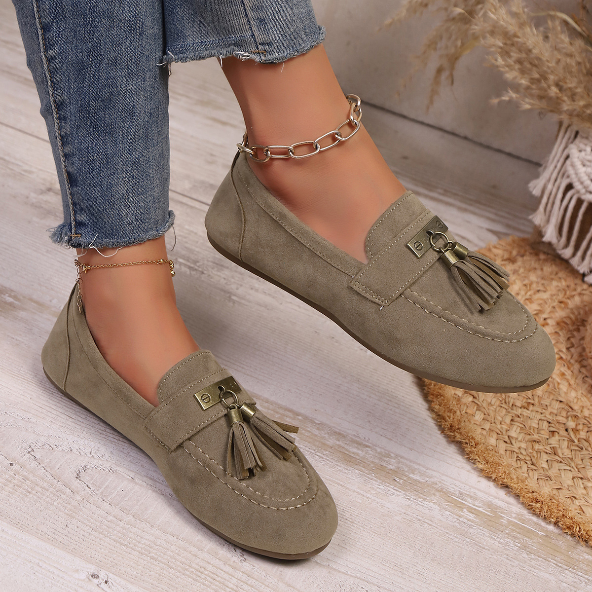 Women's Tassel Flat Loafers Slip-On Walking Shoes