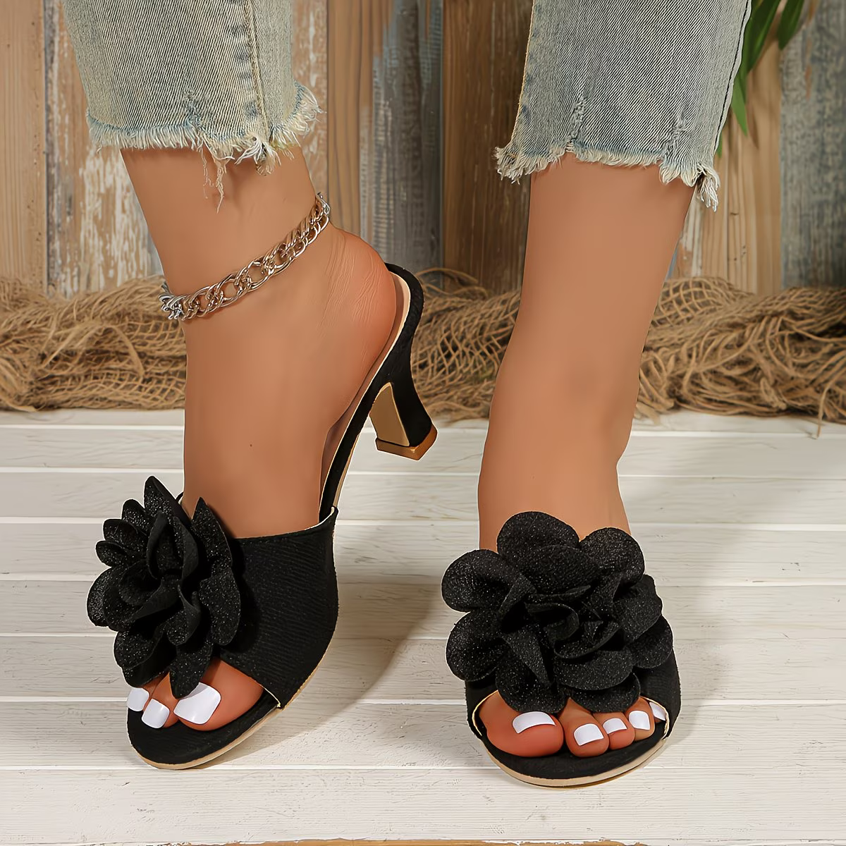 Women's  Fashion & Comfortable Flower Design Slip-On Sandals