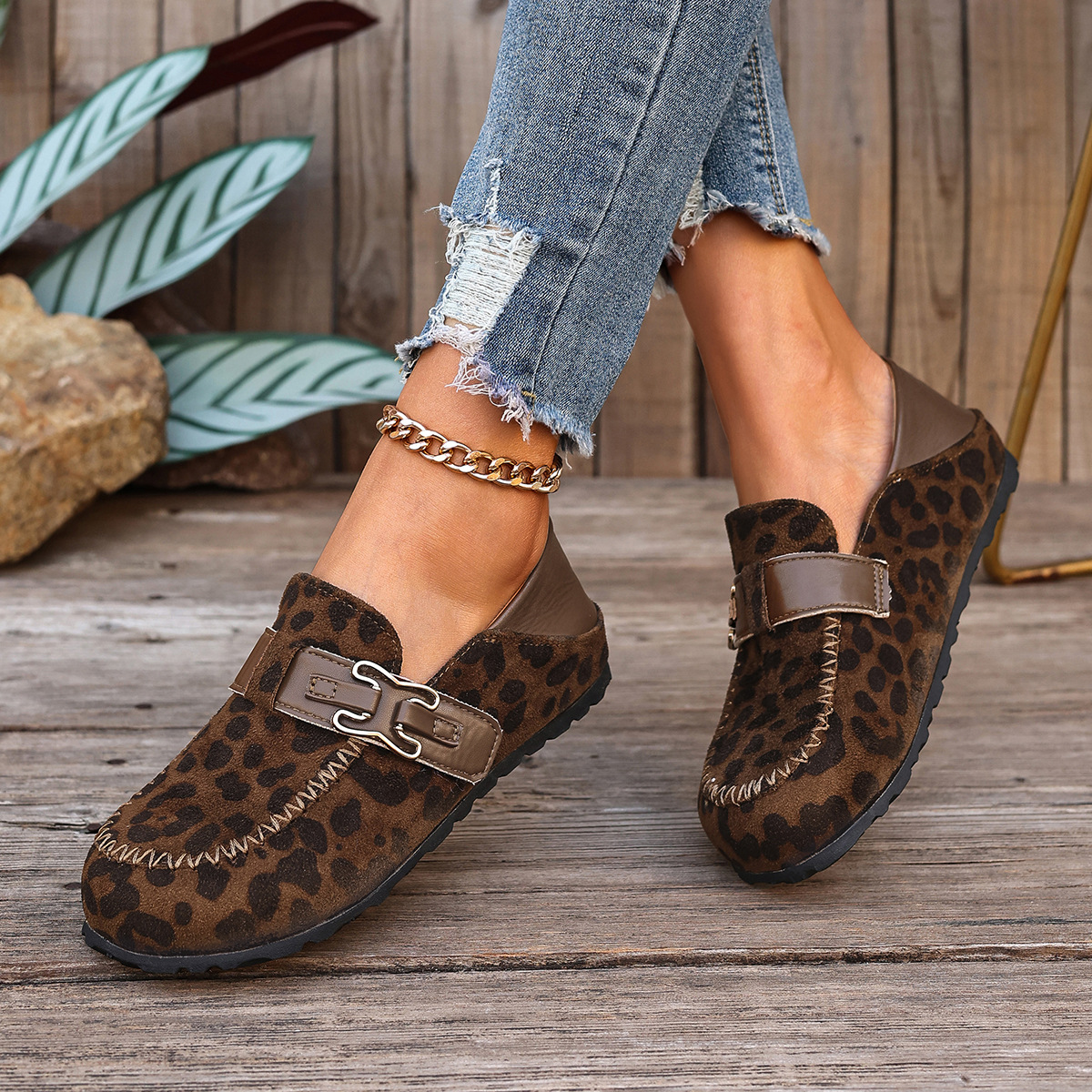 Women’s Adjustable Strap Mule Clogs Slip‑On Shoes for Wide Feet