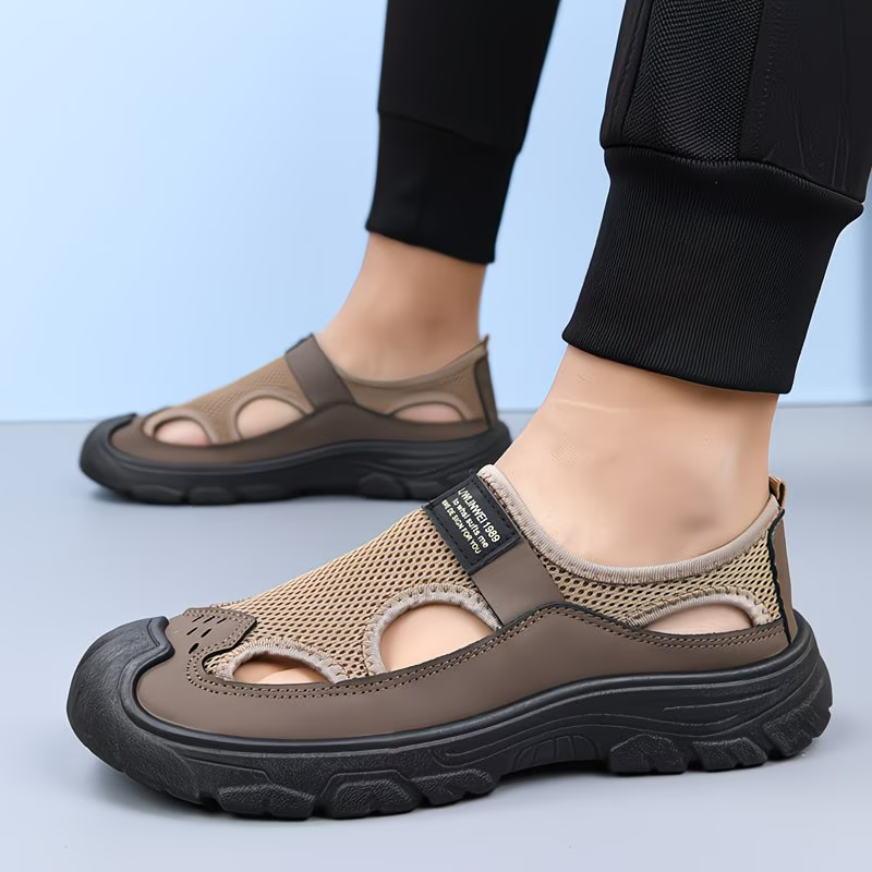 Men's Breathable & Lightweight Mesh Hollow Sandals Outdoor Sports Beach Sandals