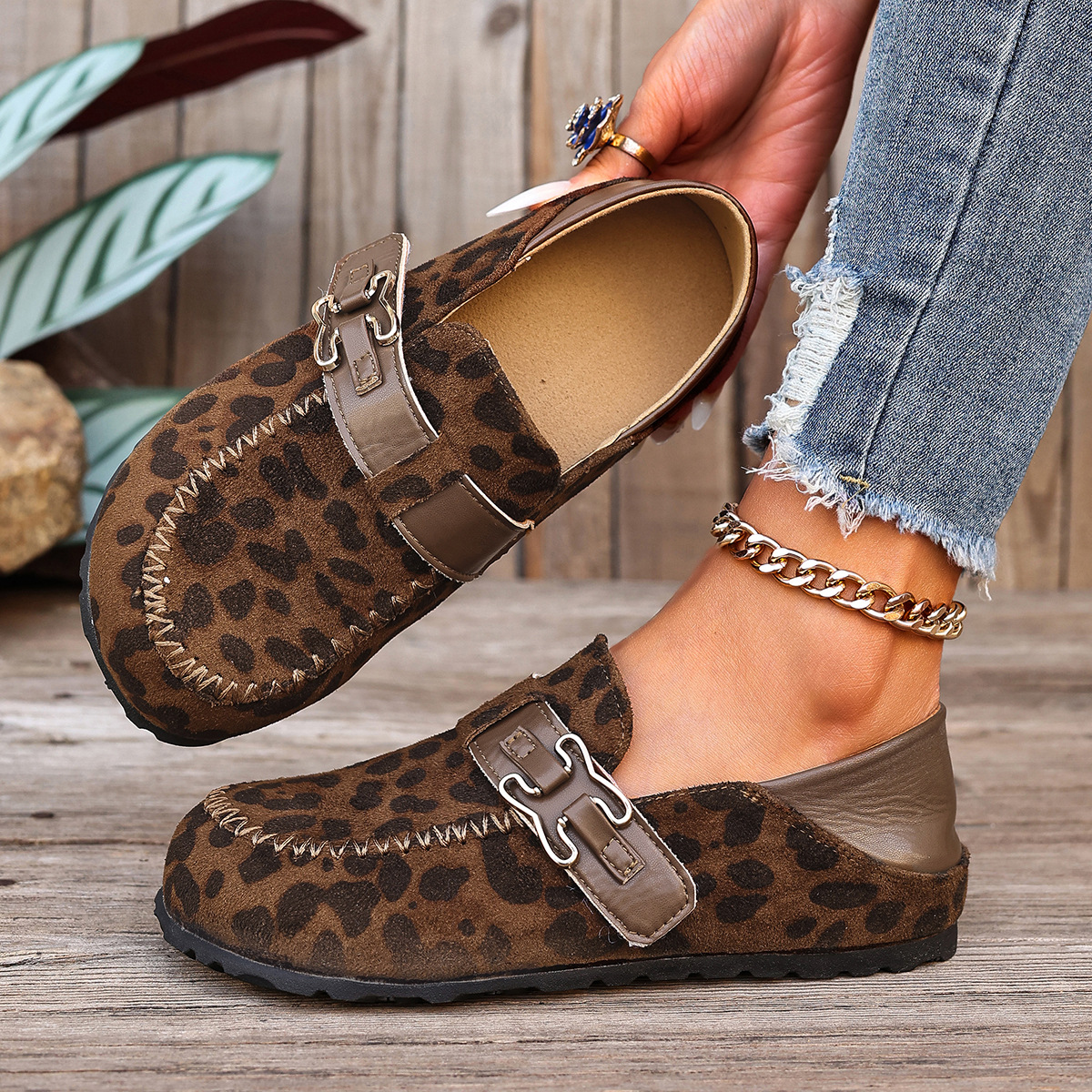 Women’s Adjustable Strap Mule Clogs Slip‑On Shoes for Wide Feet