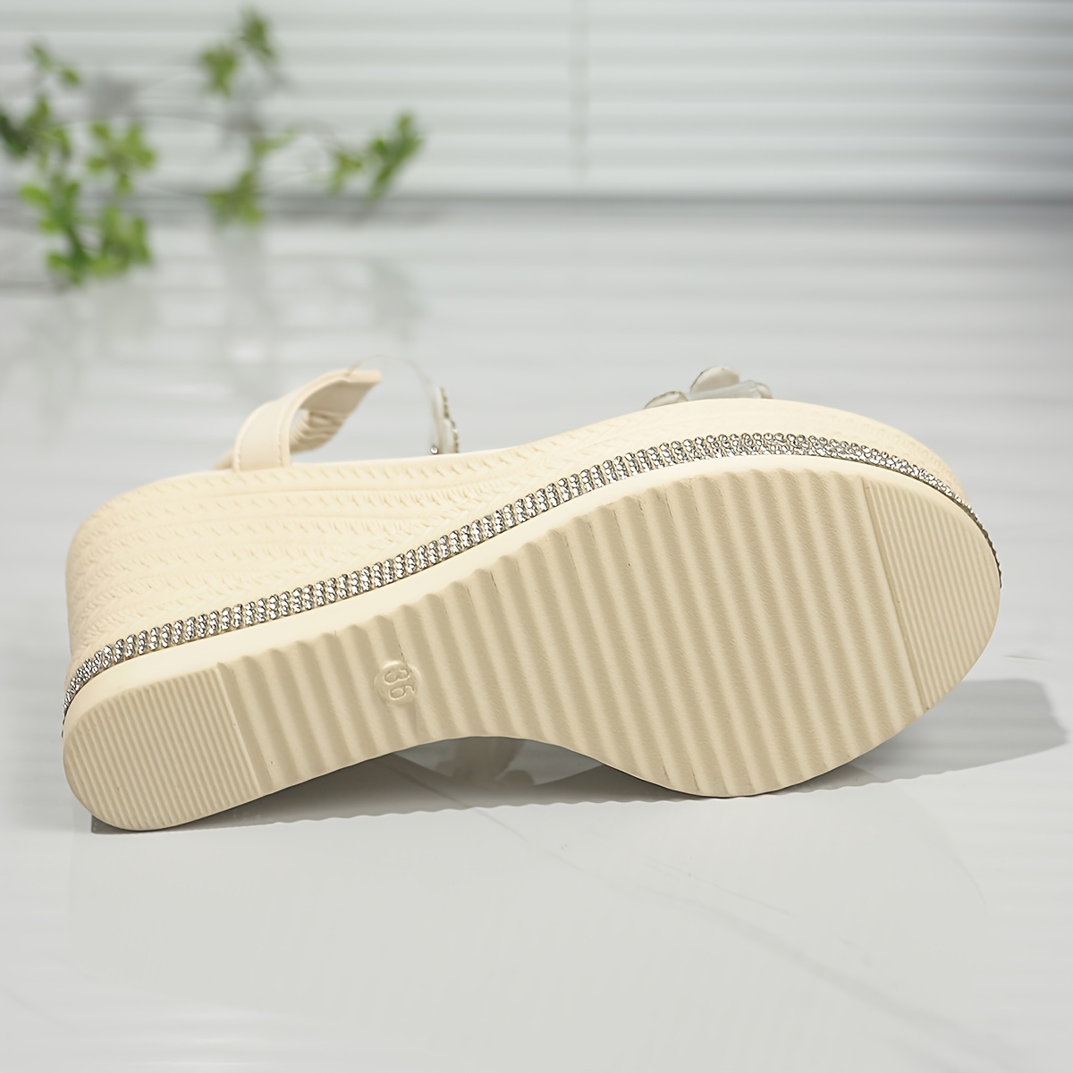 Women's Chic Elegant Flower Slip-On Wedge Sandals