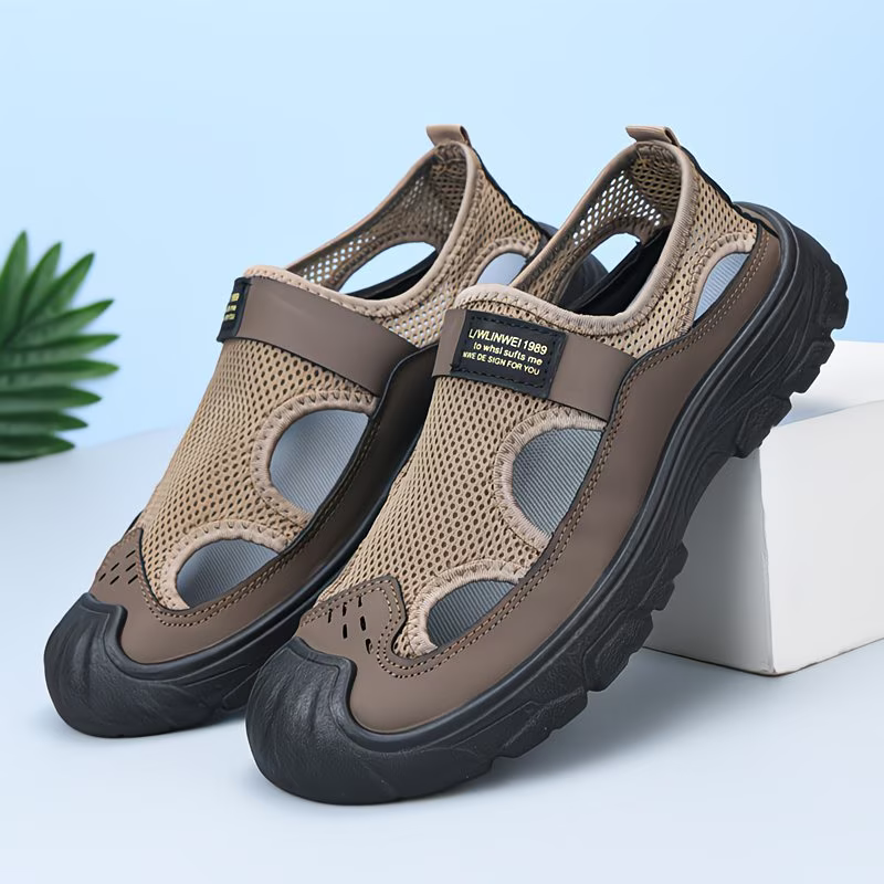 Men's Breathable & Lightweight Mesh Hollow Sandals Outdoor Sports Beach Sandals