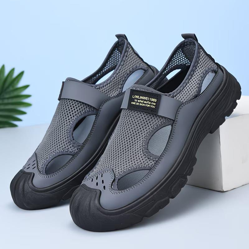 Men's Breathable & Lightweight Mesh Hollow Sandals Outdoor Sports Beach Sandals