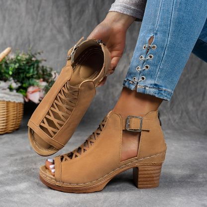 Exclusive Fashion Hollow Breathable Chunky Heel Sandals