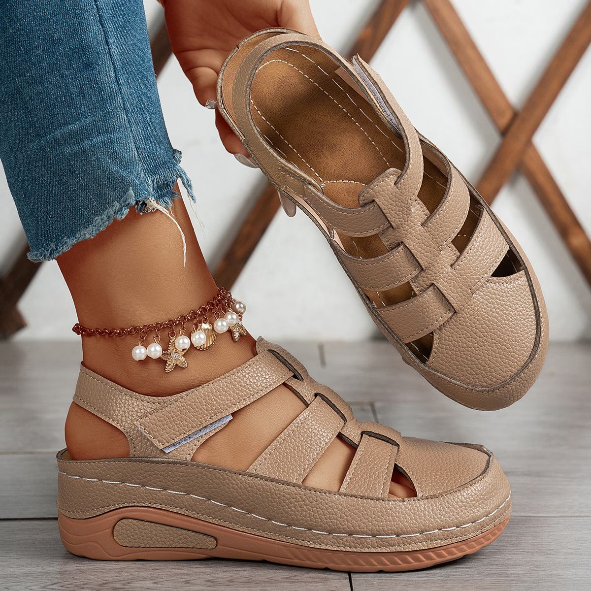 Women's Fashion Comfortable Hollow Breathable Adjustable Hook-And-Loop Wedge Sandals Outdoor Shoes