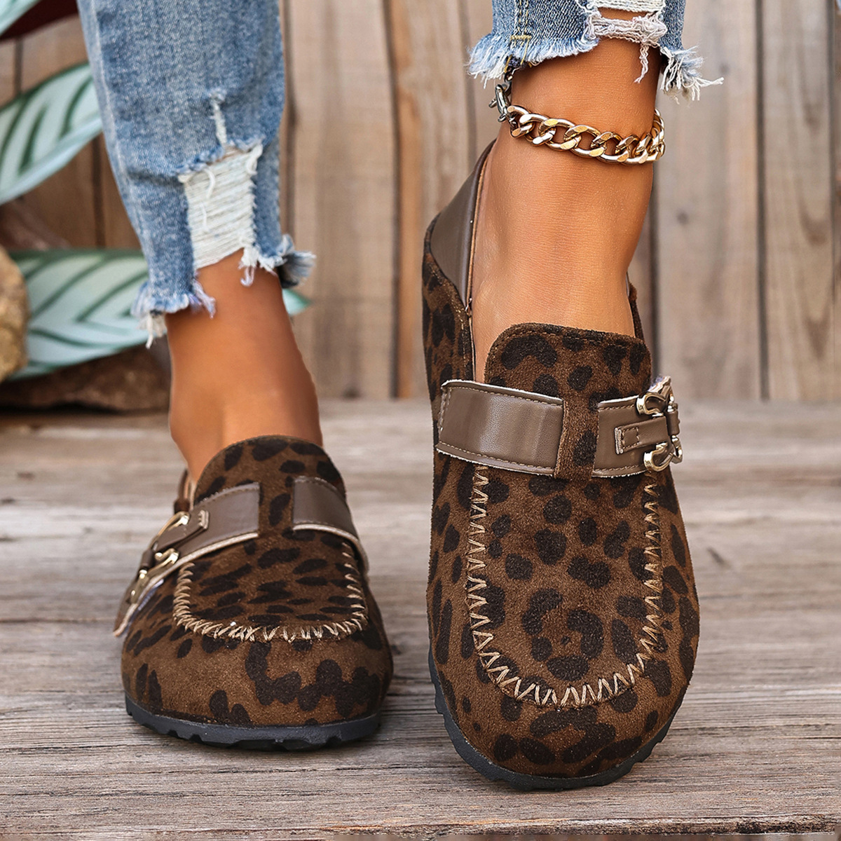 Women’s Adjustable Strap Mule Clogs Slip‑On Shoes for Wide Feet
