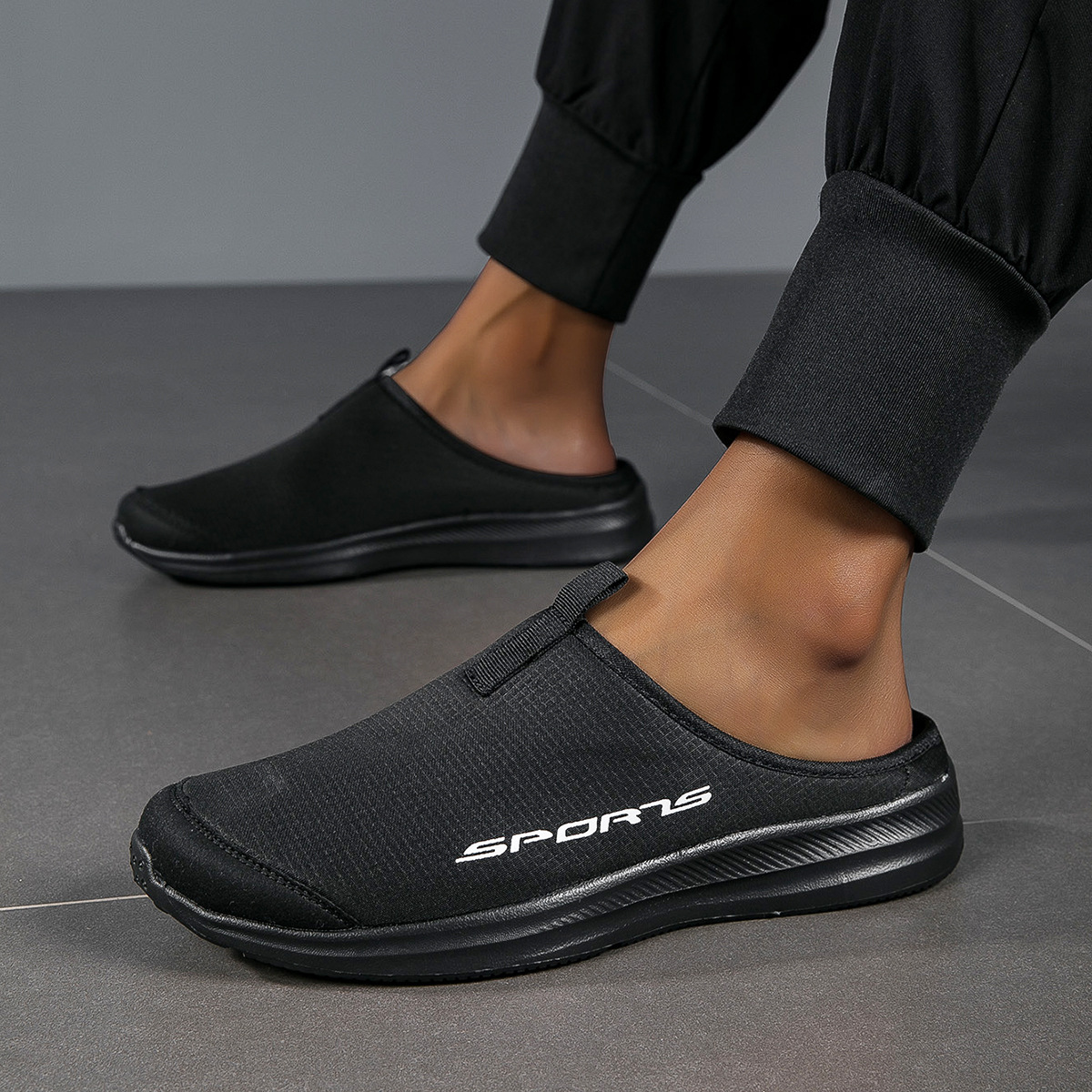 Unisex Breathable & Comfortable Slip-On Shoes Slippers for Indoor/Outdoor