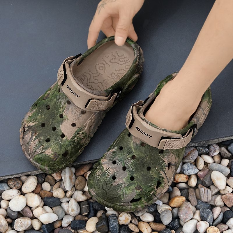 Men's Trendy Non-Slip Closed-Toe Sandals Beach Shoes