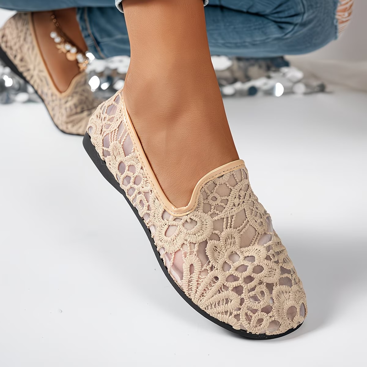 Women's Floral Lace Breathable Slip On Flat Loafer Shoes Hollow Out Casual Walking Flats