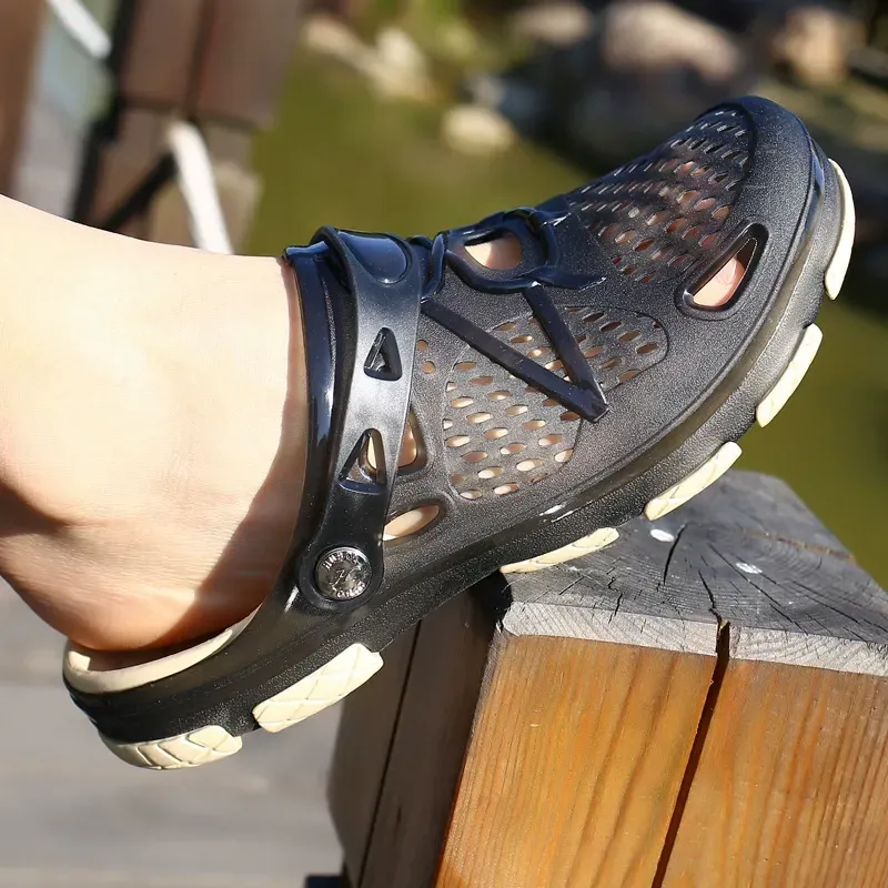Men's Breathable Hollow Clogs Non-Slip Quick Dry Outdoor Water Shoes Beach Slip On Sandals