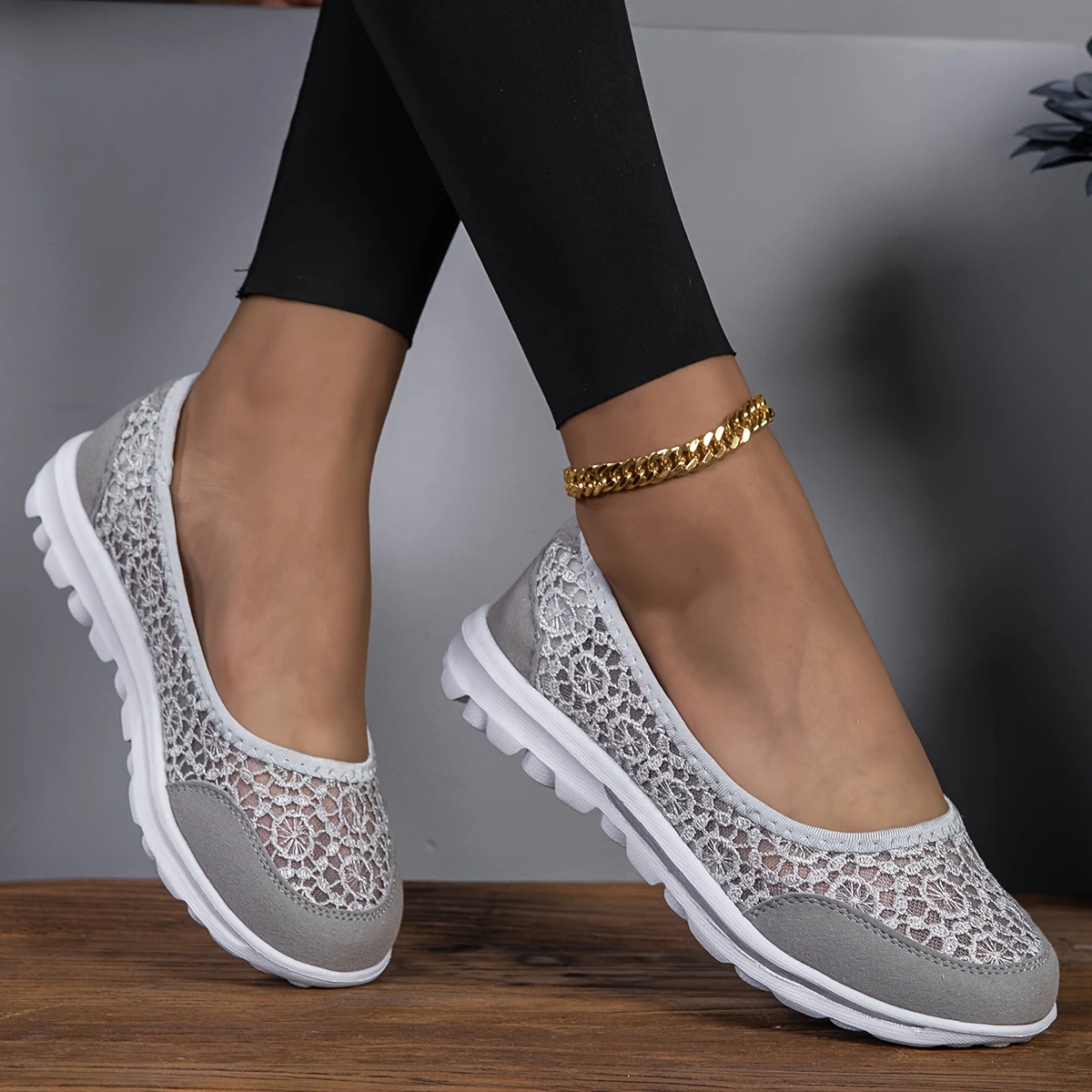 🔥LAST DAY 60% OFF - Women's Soft Sole Mesh Comfort Orthopedic Sneakers
