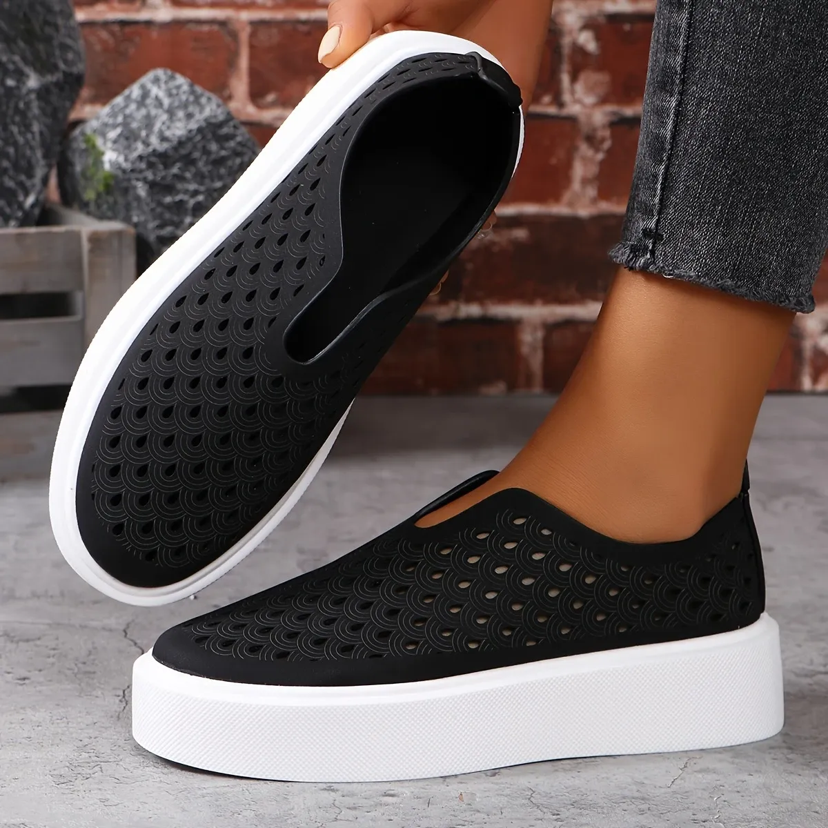 💖Last Day Promotion 60% OFF  - Women's Leather Thick Sole Orthopedic Shoes