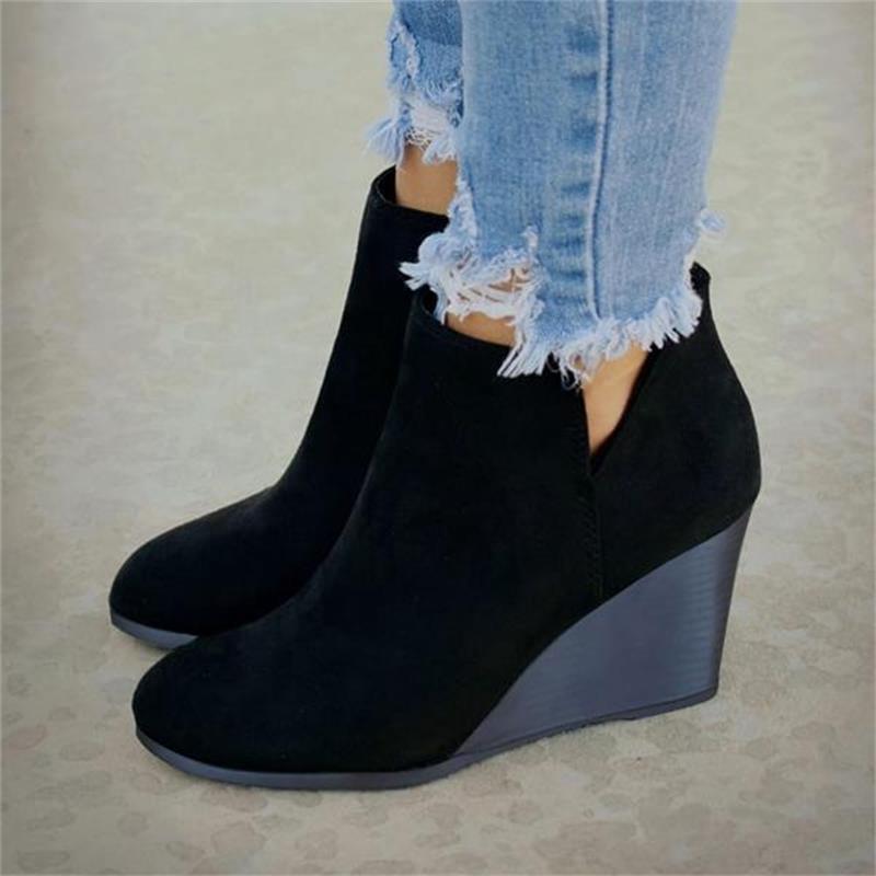🔥Last Day Promotion 50% OFF - Women's Plush Heeled Ankle Boots