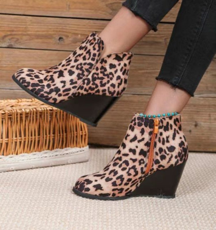 🔥Last Day Promotion 50% OFF - Women's Plush Heeled Ankle Boots