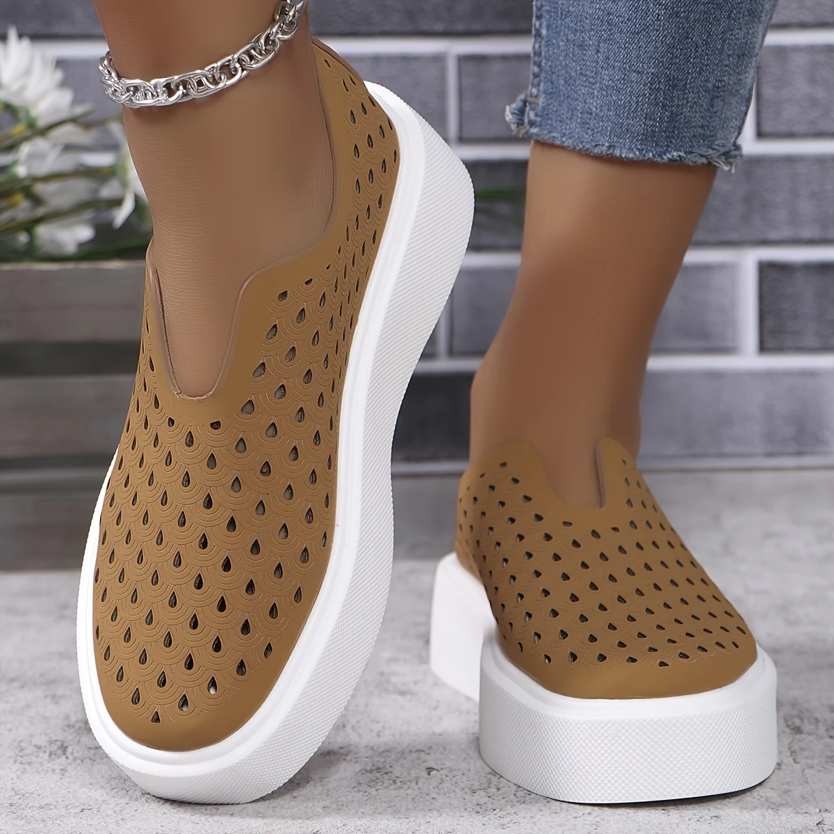 💖Last Day Promotion 60% OFF  - Women's Leather Thick Sole Orthopedic Shoes