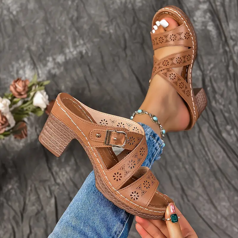 Women's Fashion Outdoor Beach Non-Slip Thick Wedge Slippers