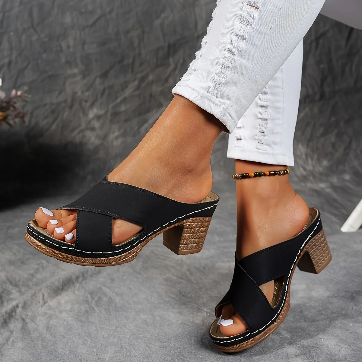 🔥Last Day Promotion 50% OFF - Women's Fashion High Heel Chunky Heel Sandals