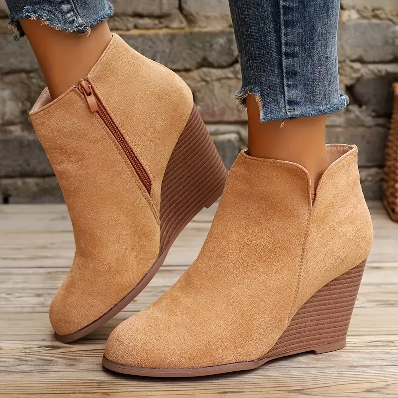 🔥Last Day Promotion 50% OFF - Women's Plush Heeled Ankle Boots