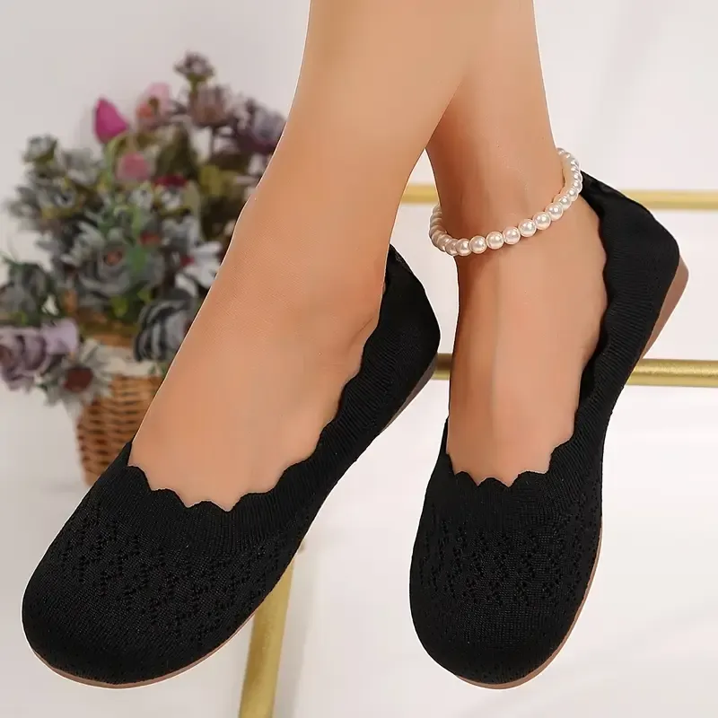 🔥Last Day 60% OFF - Women's Slip-On Wave Lace Detail Round Toe Shoes