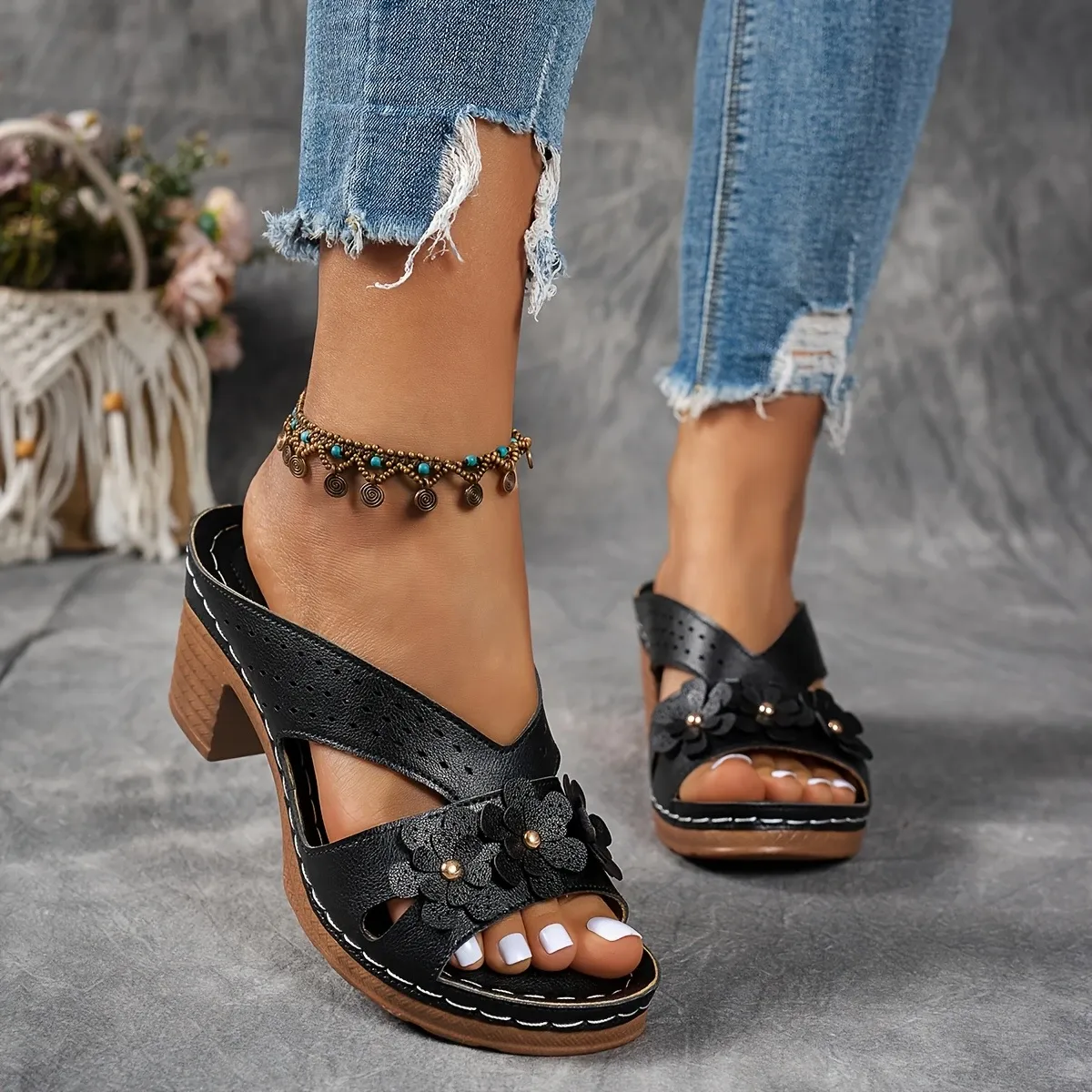 🔥Last Day Promotion 50% OFF - Women's Fashion High Heel Chunky Heel S