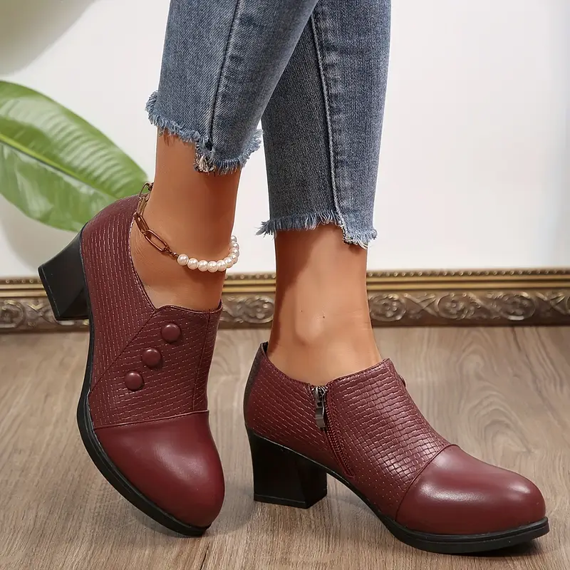 🔥Last Day Promotion 50% OFF  - Women's Stylish Retro High Heels