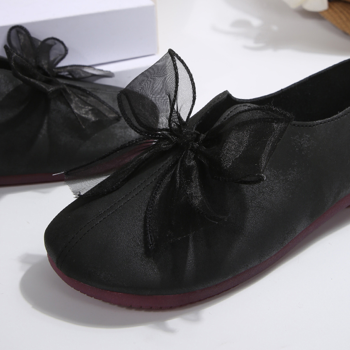 Vintage Mary Jane Flats – Round-Toe Bow Shoes