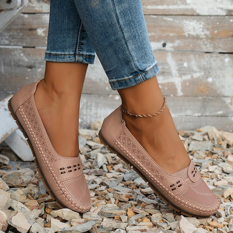 🔥Last Day Promotion 50% OFF - Women's Breathable Vintage Style Leather Loafers