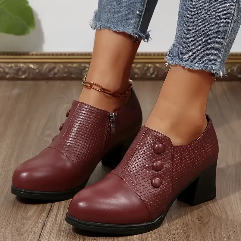 🔥Last Day Promotion 50% OFF  - Women's Stylish Retro High Heels