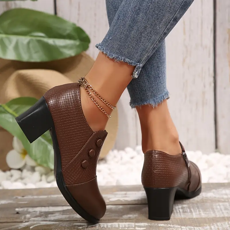 🔥Last Day Promotion 50% OFF  - Women's Stylish Retro High Heels