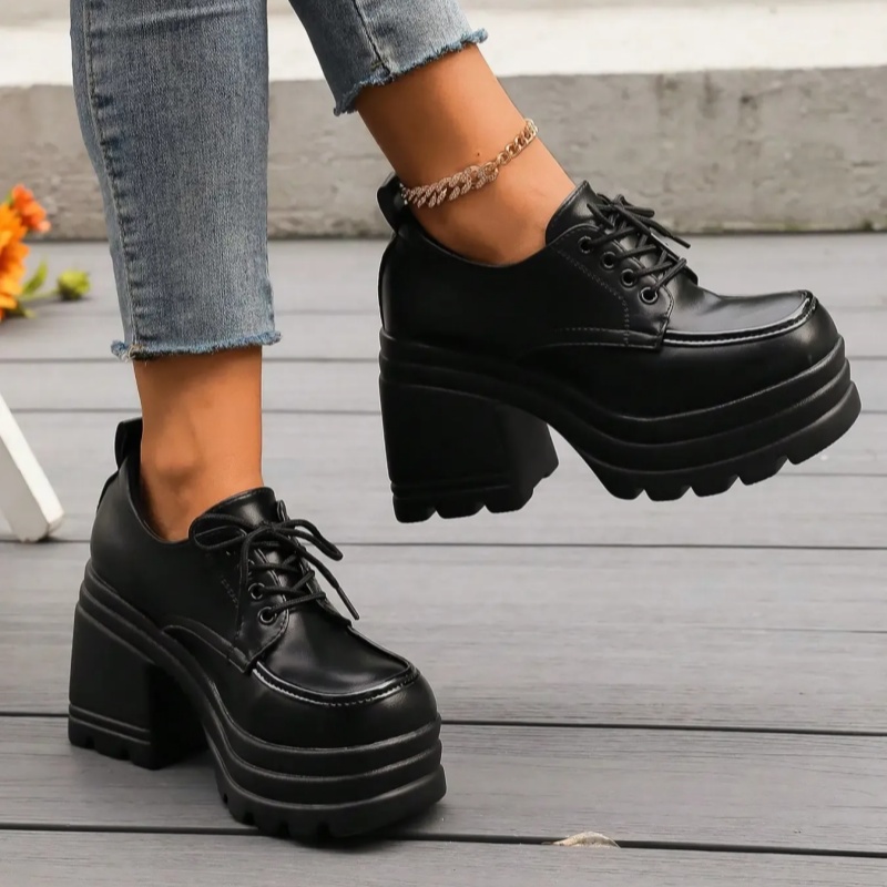 Faux Suede Closed-Toe Wedge shoes
