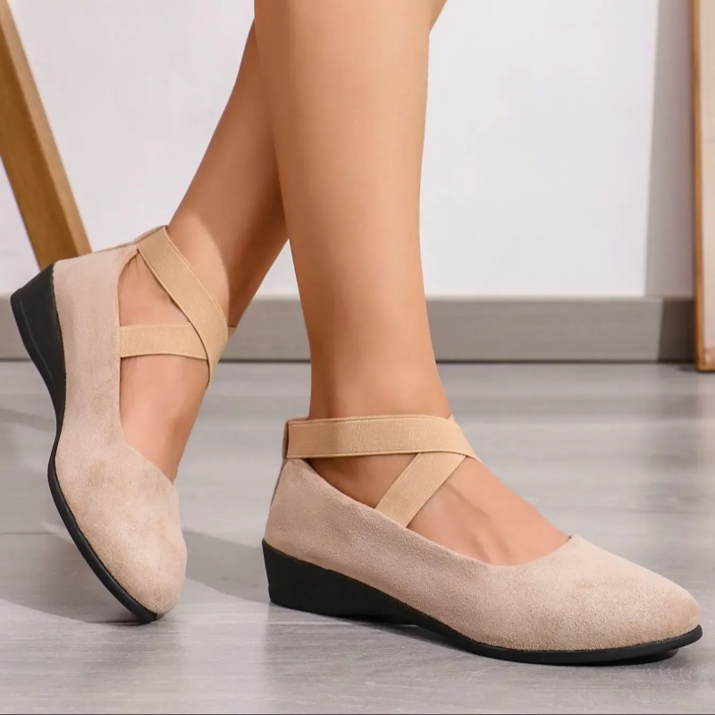 Faux Suede Closed-Toe Wedge shoes