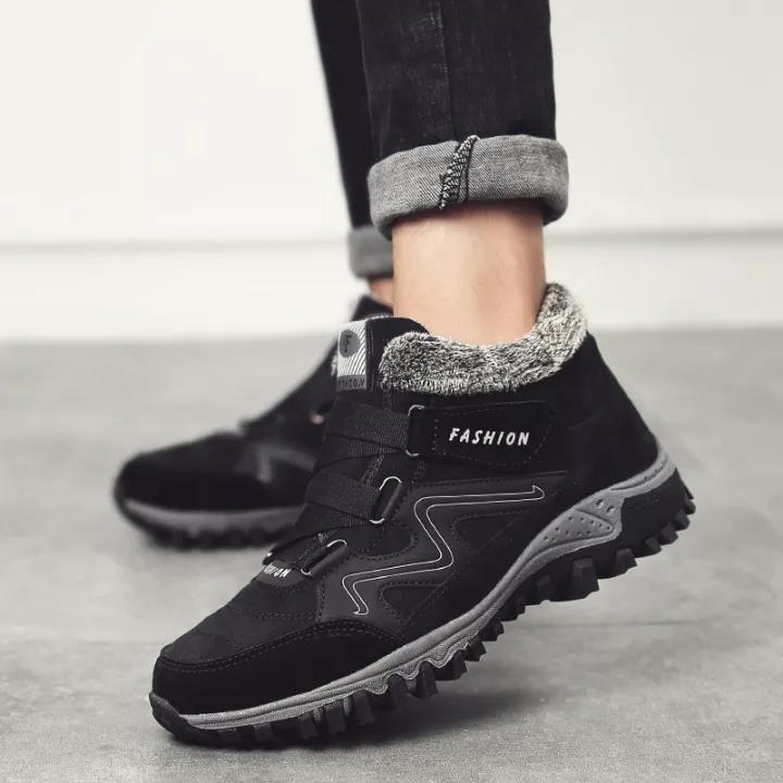 Man's Winter Thermal Velvet Velcro Buckle Trendy Joker Hiking Sneakers
