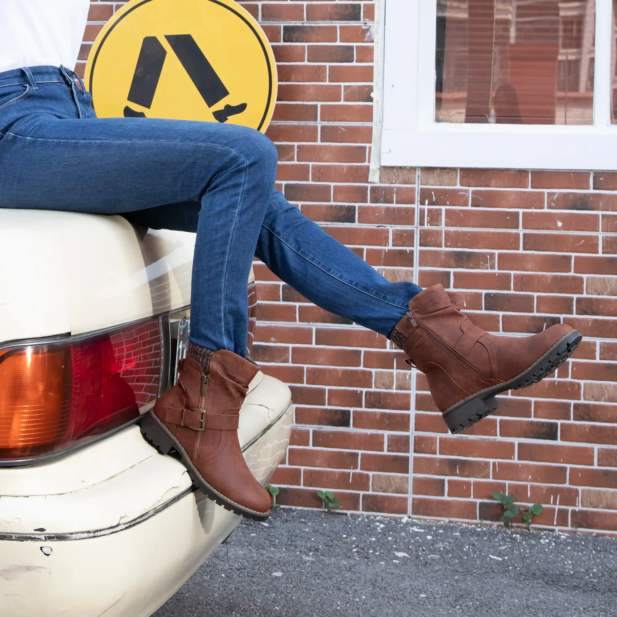 Comfortable Genuine Leather Boots With Laces And Inside Zippers