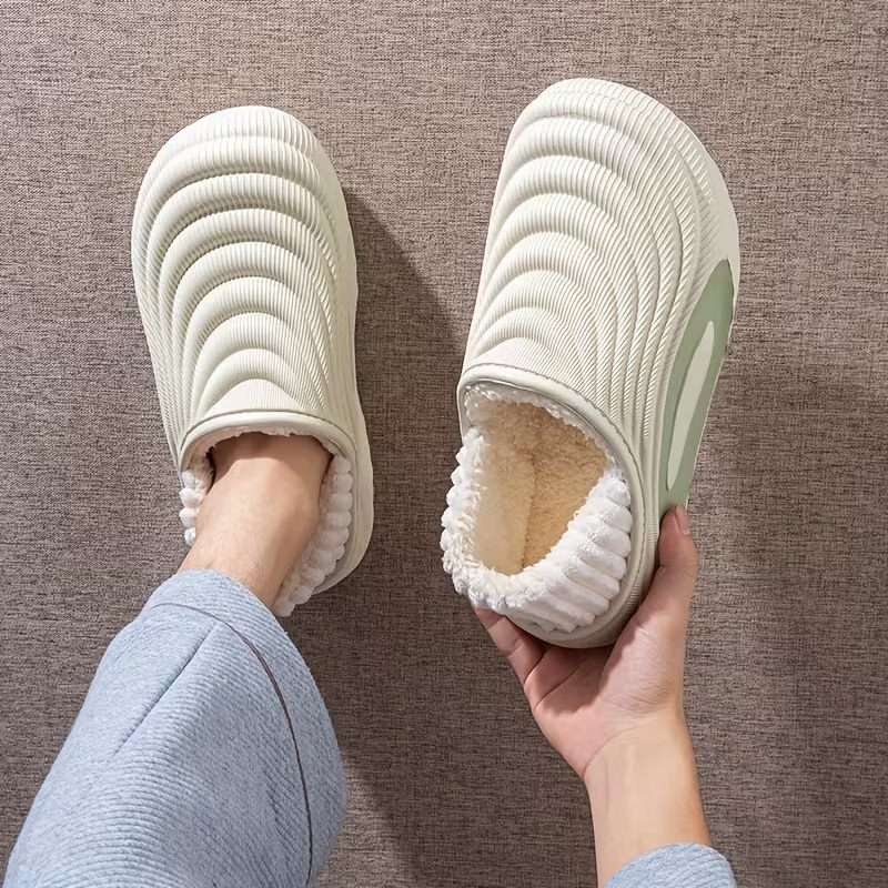 Women’s Plush Waterproof Fleece-Lined Indoor–Outdoor Winter Slippers