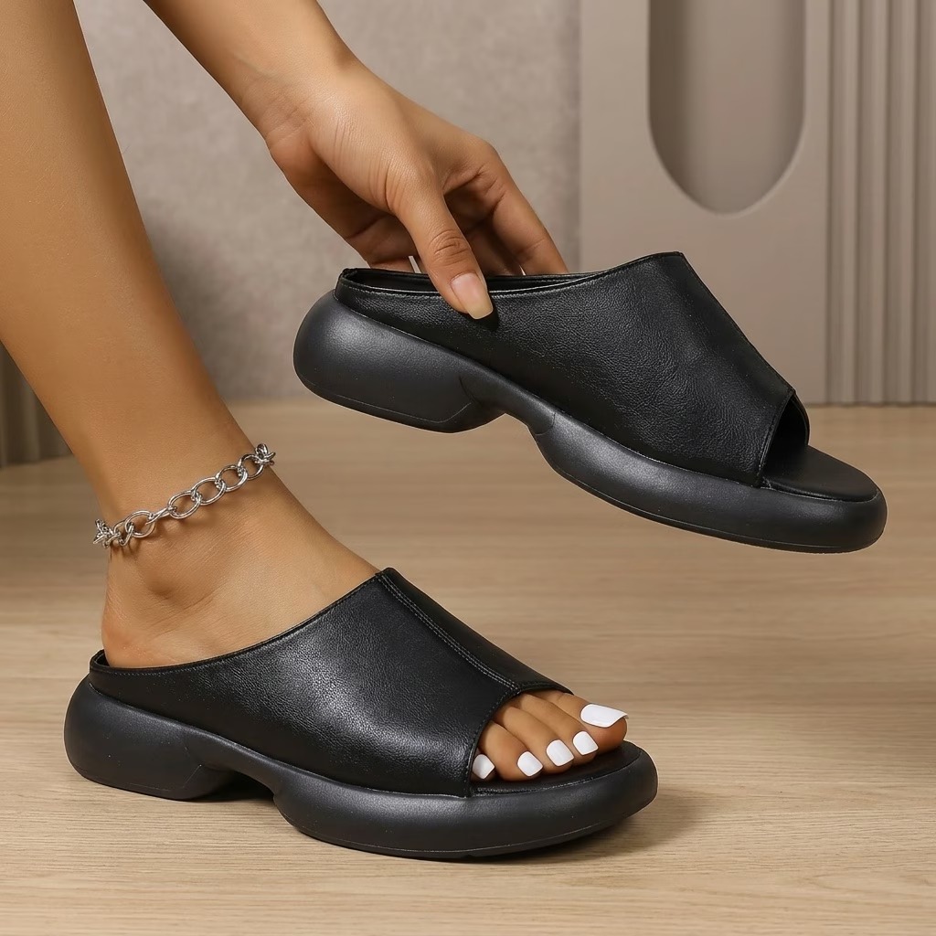 Lightweight Wide-fit Women's Sandals - walk all day without tiring your feet