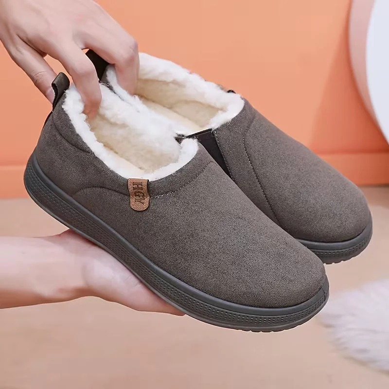Men’s and Women’s Warm Fleece-Lined Indoor/Outdoor Slippers