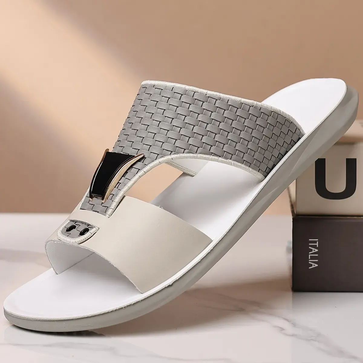 Summer Men's Black/White Lightweight and Comfortable Sandals