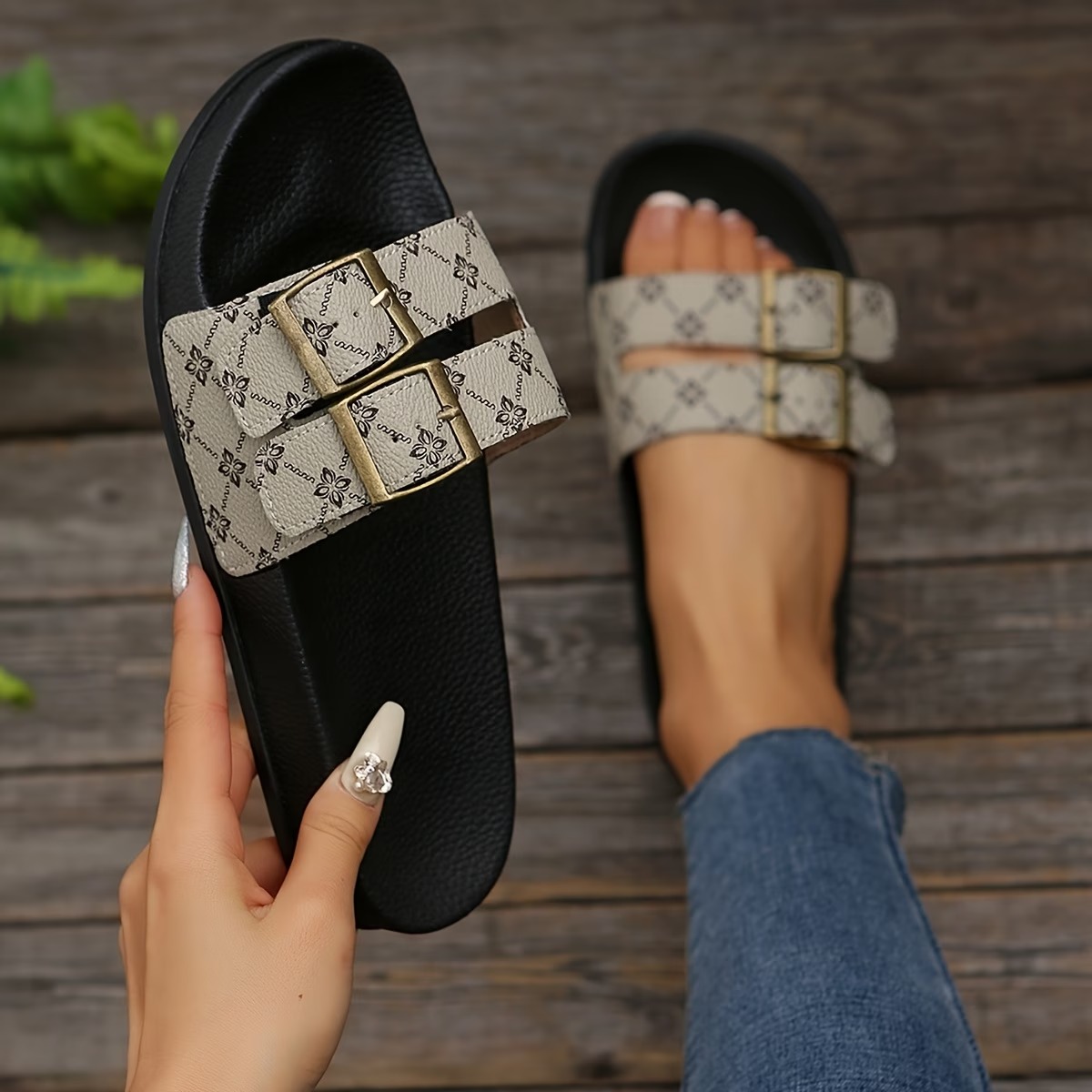  Women'S Double-Breasted Decorative Comfortable Beach Shoes 