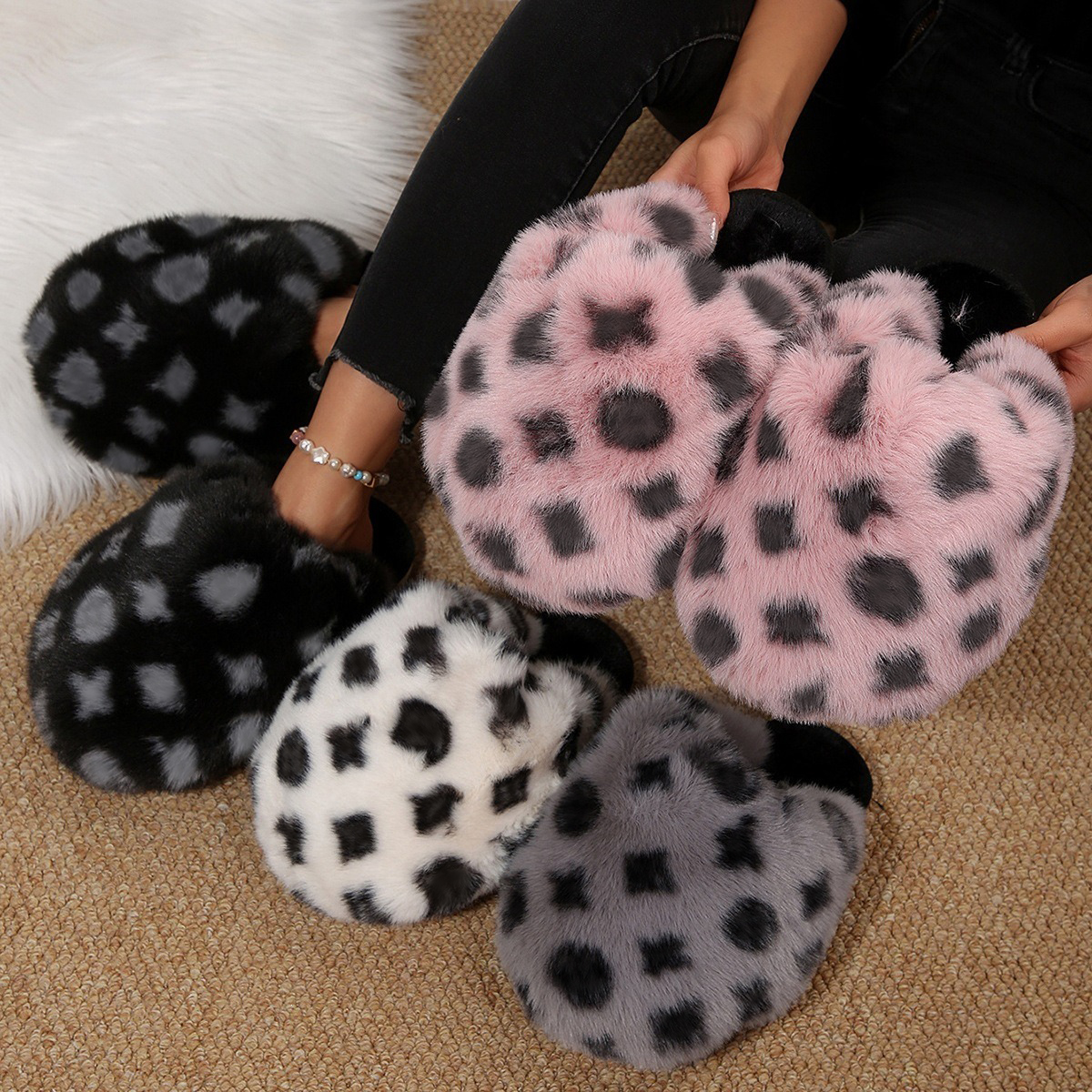 New Trendy Plush Fur Slippers