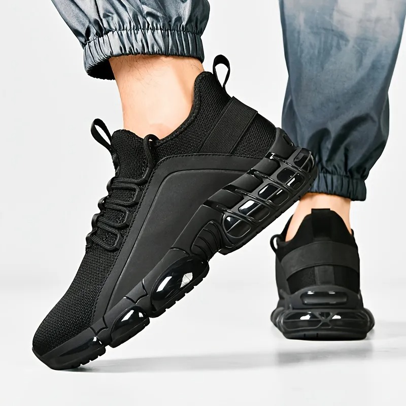 Men's Lightweight Breathable Low-Top Running Shoes