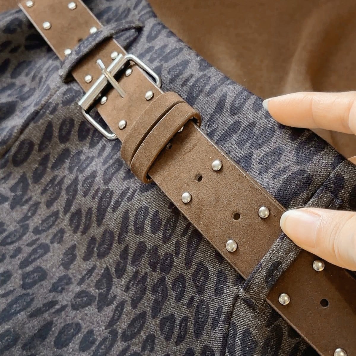 Vintage Leopard Print Mini Skirt with Belt - image 6