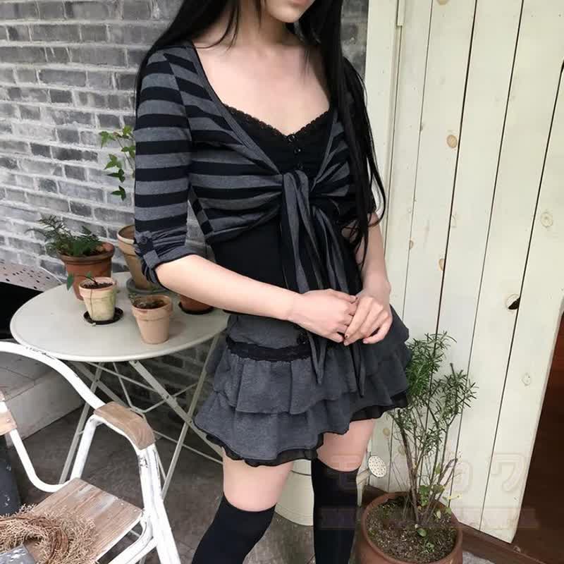 Y2k Striped Long Sleeve Shrug Top Ruffled Skirt Two Pieces Set - image 4