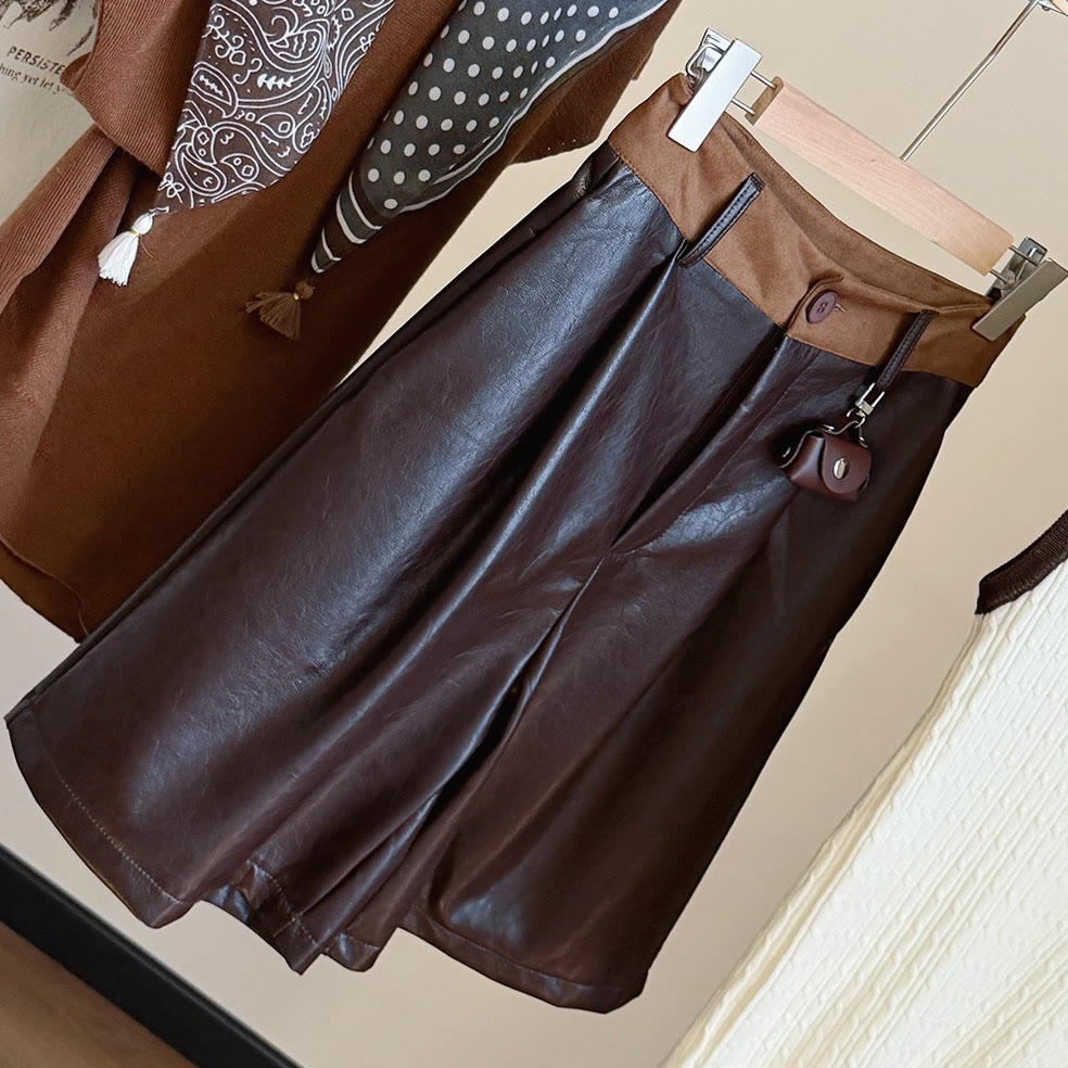 Vintage Faux Leather Wide Leg Shorts - image 2