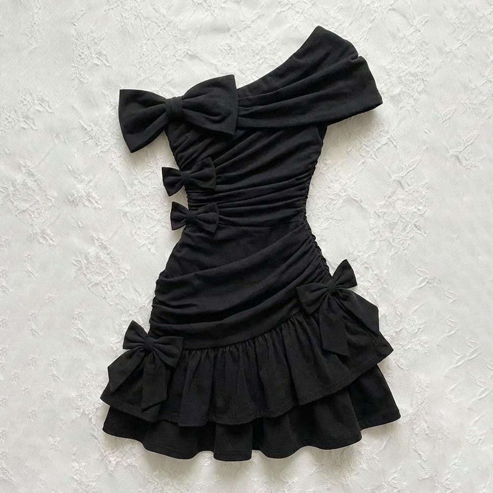  Chic Vintage One-Shoulder Bow Dress - image 4