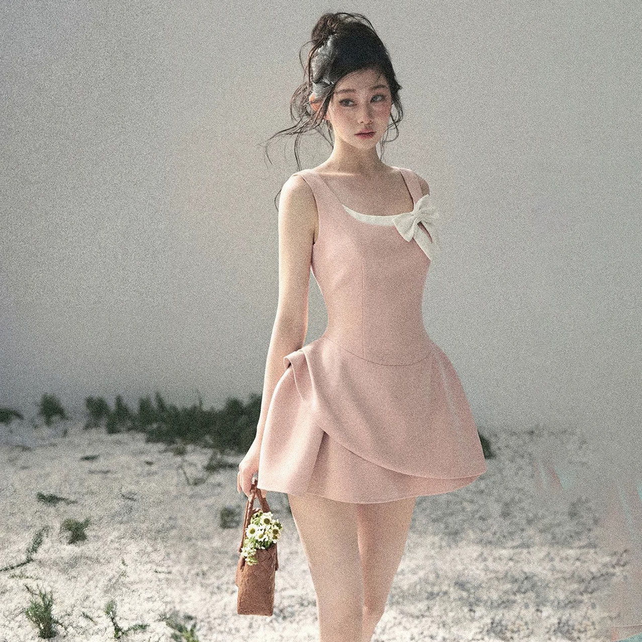 Square Neck Bow Spaghetti Strap Dress - image 12