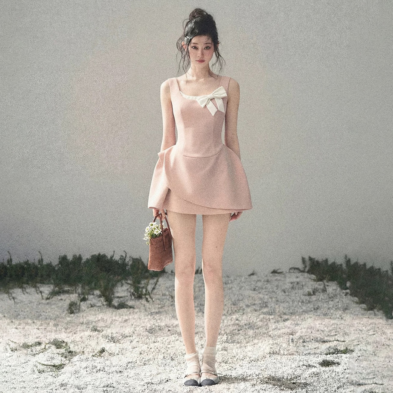 Square Neck Bow Spaghetti Strap Dress - image 11