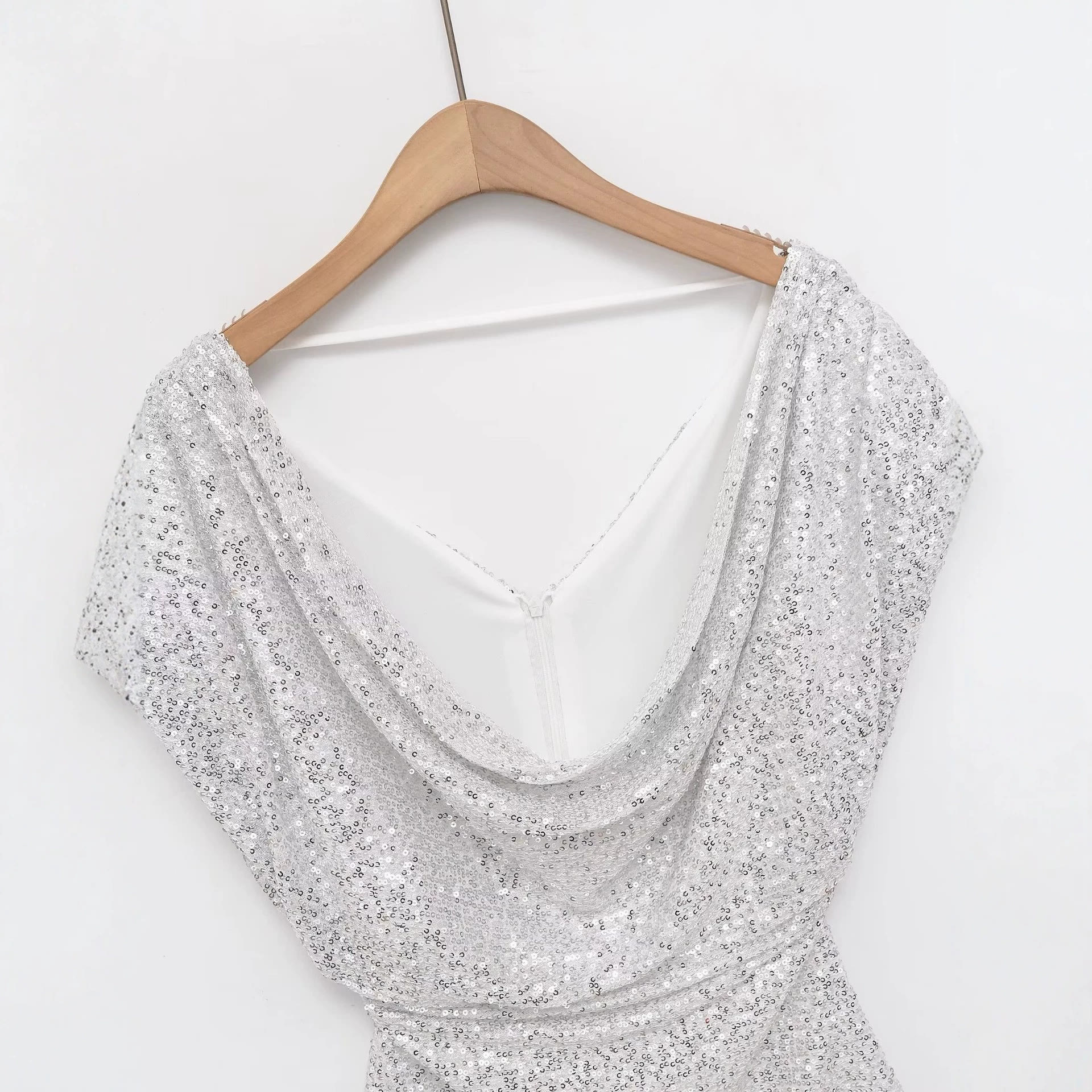 Chic Sleeveless Sequin Party Mini Dress - image 3