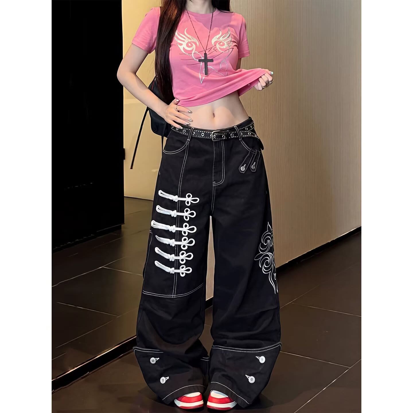 Chic Button-Front Printed Jeans - image 2